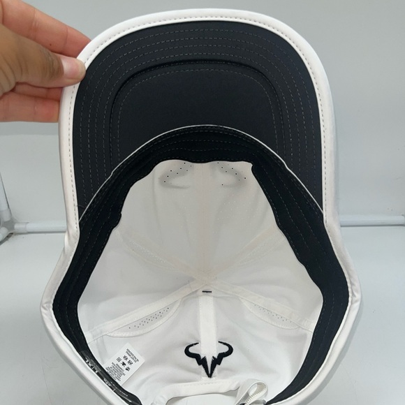 Nike Dri-Fit Club Unstructured Rafa Cap White Unisex L/XL FB5600-100 NWT - Picture 3 of 7